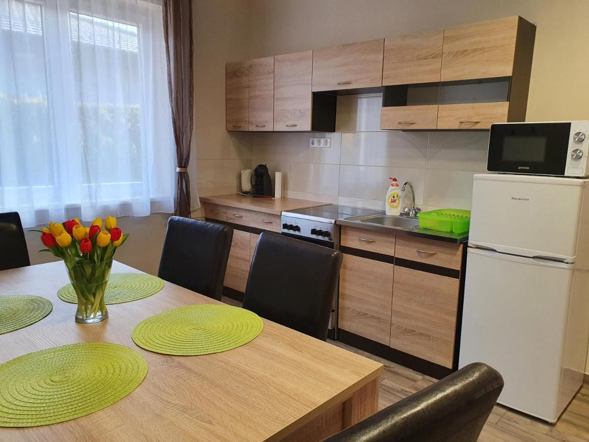 Flamingo Apartment Шарвар Экстерьер фото