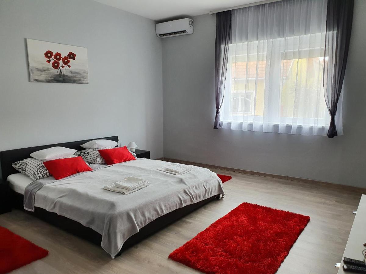 Flamingo Apartment Шарвар Экстерьер фото
